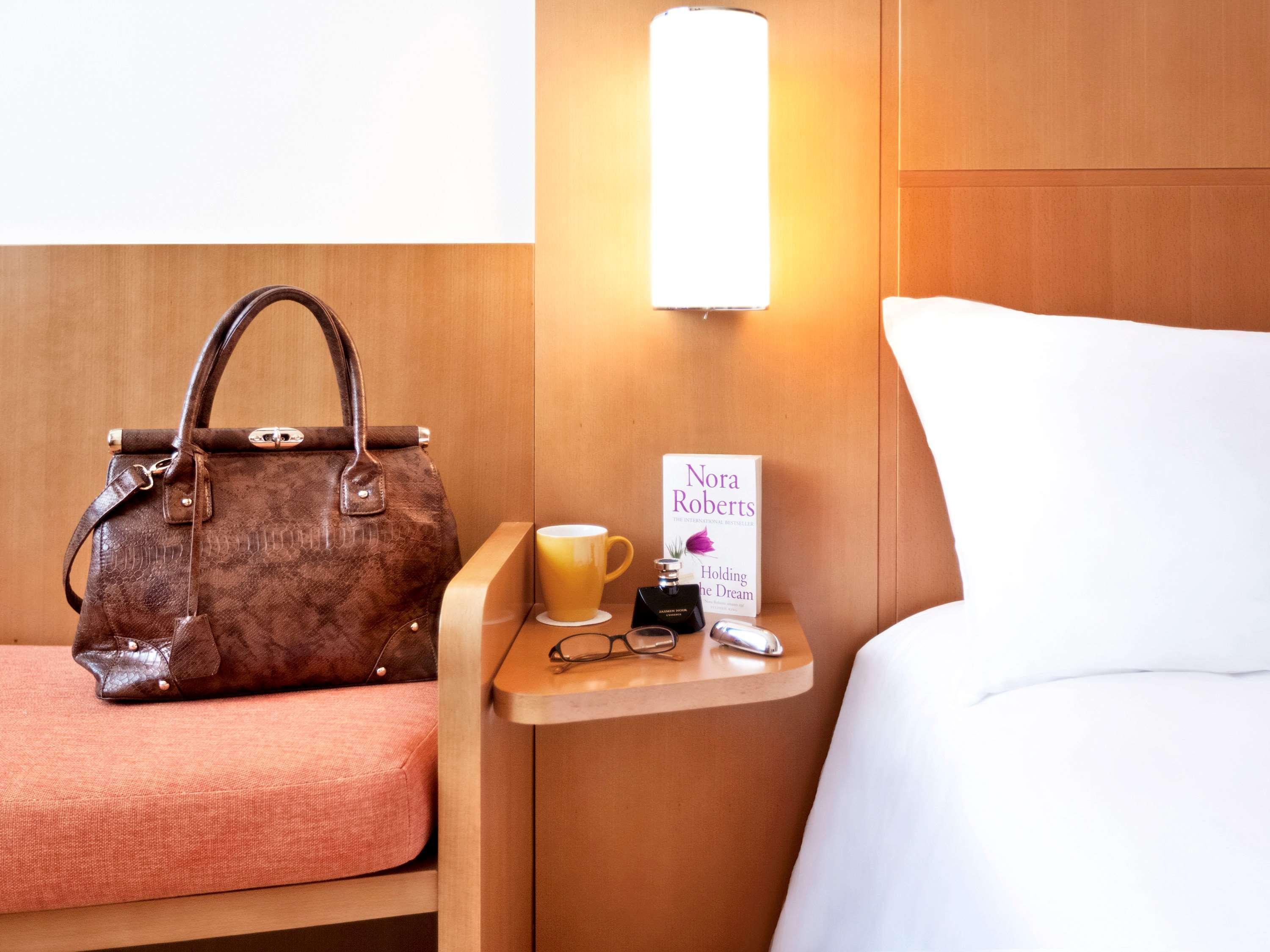 Ibis Gate Hotel